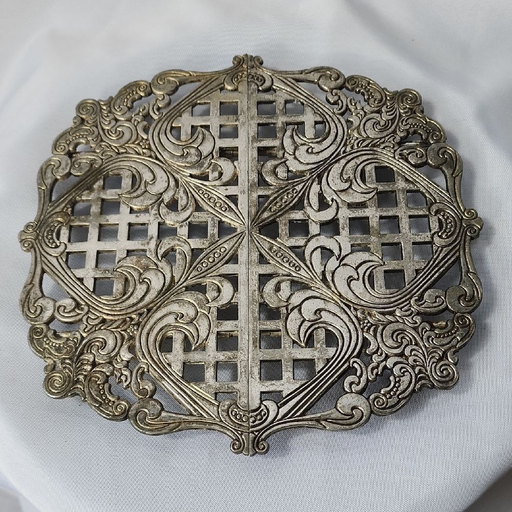 Silver Plate 20th Century Baroque by Godinger 1993 Expandable Trivet